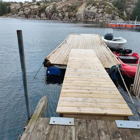 Cozy House With Boat Dock, Sauna - Fjordtid * Rubbestadneset
