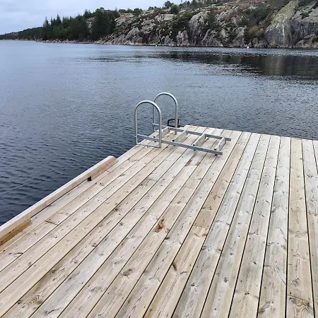Cozy House With Boat Dock, Sauna - Fjordtid