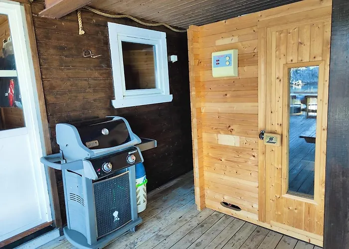 Feriehus Cozy House With Boat Dock, Sauna - Fjordtid *