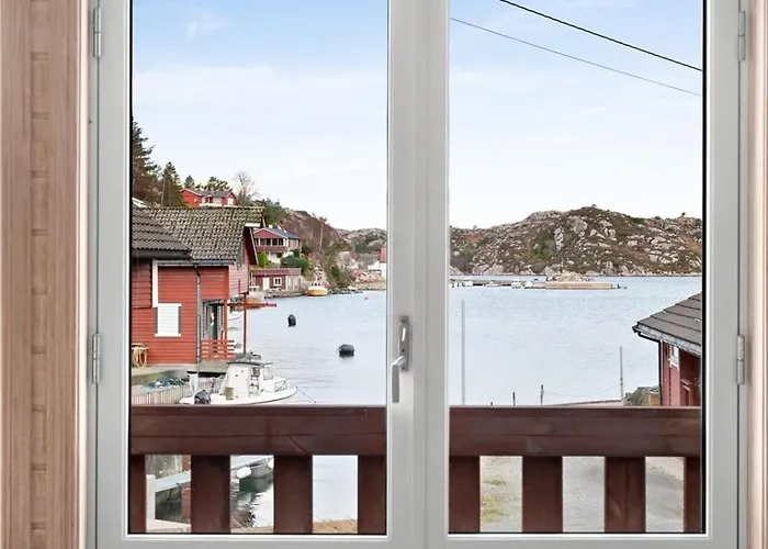 Cozy House With Boat Dock, Sauna - Fjordtid Feriehus